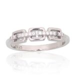 Hõbesõrmus tsirkoonkividega