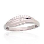 Hõbesõrmus tsirkoonkividega