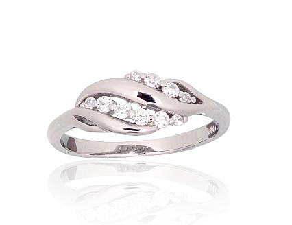 Hõbesõrmus tsirkoonkividega